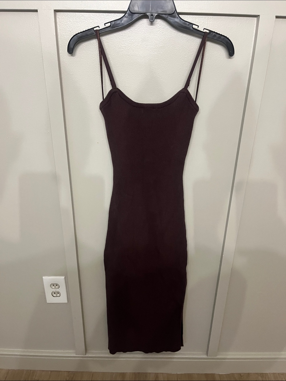 That’s so Fetch - Ribbed Spaghetti-Strap Midi Brown Dress